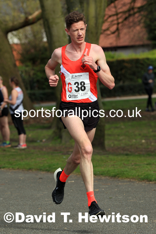 Senior Mens Northern 12 Stage Road Relay, 2022 Northern 12 and 6 Stage Road Relays,  Birkenhead Park, Birkenhead, Wirral.  Photo: David T. Hewitson/Sports for All Pics